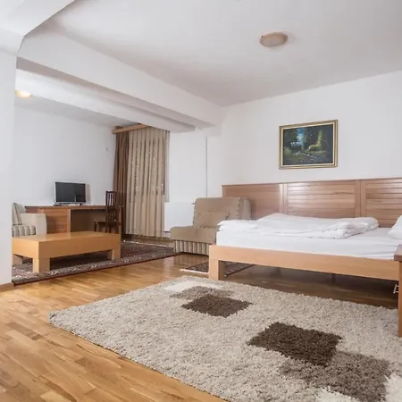 Bed & Breakfast Borovi *