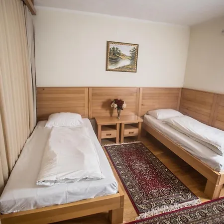 Bed & Breakfast Borovi *